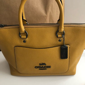 Authentic Coach Pebble Leather Emma Handbag